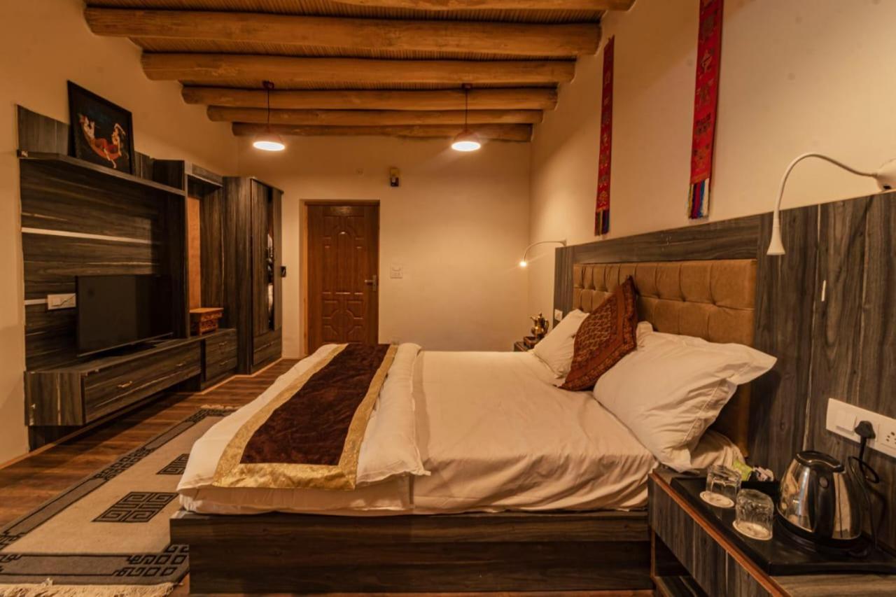 Hotel Sindhu Лех Екстериор снимка